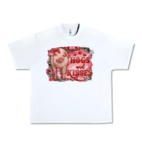 White valentine's day pig hogs and kisses Urban Heavy Tee - RanaPortraitStore