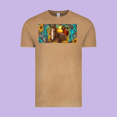 Vintage Tee horse and desert with sunflowers gemstone