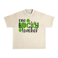 Sandshell st. Patrick's day one lucky teacher Urban Heavy Tee - RanaPortraitStore