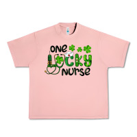 Salmon st. patrick's day one lucky nurse Urban Heavy Tee - RanaPortraitStore
