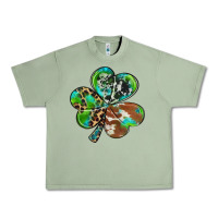 Oil Green western shamrock Urban Heavy Tee - RanaPortraitStore