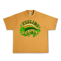Peanut Butter feeling lucky with rainbow Urban Heavy Tee - RanaPortraitStore