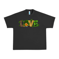 Pigment Black st patricks day gnomes shamrock horseshoes love Urban Heavy Tee - RanaPortraitStore