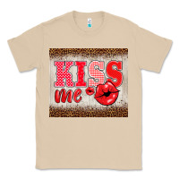 Mushroom valentine's day kiss me Classic Tee - BarkalooDesign