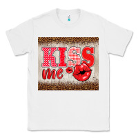 White valentine's day kiss me Classic Tee - BarkalooDesign