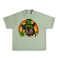 Oil Green st patricks day baby cow shamrock rainbow gold Urban Heavy Tee - RanaPortraitStore