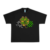 Black st patricks day shamrock gold Urban Heavy Tee - RanaPortraitStore