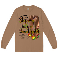 Toasted Coconut steppin' into juneteenth heels Long Sleeve Tee - HRA Design Shop