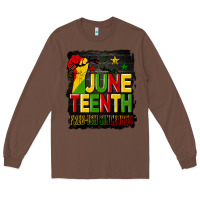 Chestnut juneteenth fist free ish since 1865 with background Long Sleeve Tee - HRA Design Shop