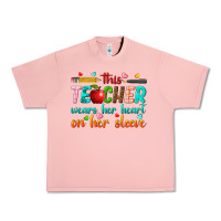 Salmon this teacher wears her heart on her sleeve Urban Heavy Tee - texasbilliewilder