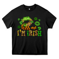 Black kiss me im irish st patricks lip stain Heavy Core Tee - LillyAllenDesigns