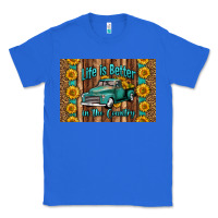 True Royal life is better in the country skinny metal can holder Classic Tee - HRA Design Shop