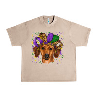 French Oak mardi gras hat dachshund Urban Heavy Tee - RanaPortraitStore