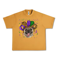 Peanut Butter mardi gras hat pug Urban Heavy Tee - RanaPortraitStore