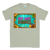Matcha hot wife summer skinny metal can holder Classic Tee - HRA Design Shop