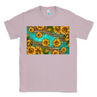 Lilac western sunflowers skinny metal can holder Classic Tee - HRA Design Shop