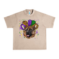 French Oak mardi gras hat german shepherd Urban Heavy Tee - RanaPortraitStore