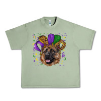 Oil Green mardi gras hat german shepherd Urban Heavy Tee - RanaPortraitStore