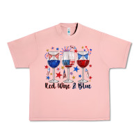 Salmon red wine and blue wine glasses Urban Heavy Tee - texasbilliewilder