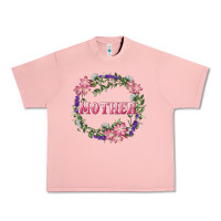 Salmon mother with floral wreath Urban Heavy Tee - RanaPortraitStore
