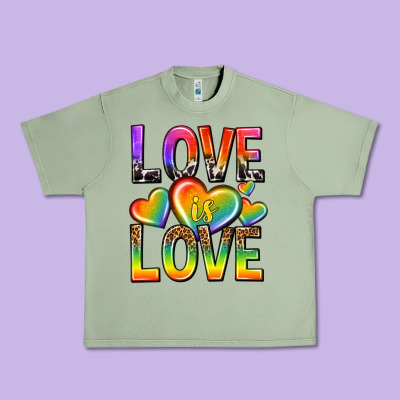 Urban Heavy Tee love is love with hearts