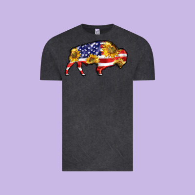 Bison Amerıcan Flag Vintage Tee Designed By Barkaloodesign