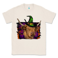 Natural highland cow halloween Classic Tee - RanaPortraitStore