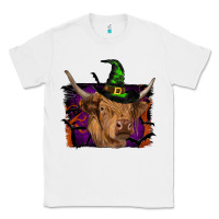 White highland cow halloween Classic Tee - RanaPortraitStore
