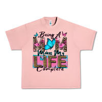 Salmon being a mom makes my life complete Urban Heavy Tee - Zillion Design Studio