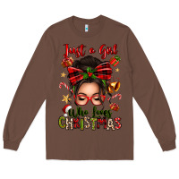 Chestnut just a girl who loves christmas afro messy bun Long Sleeve Tee - texasbilliewilder