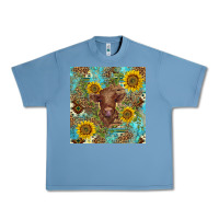 Pebble Blue western highland cow Urban Heavy Tee - BarkalooDesign