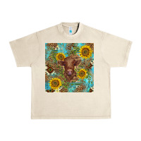 Sandshell western highland cow Urban Heavy Tee - BarkalooDesign