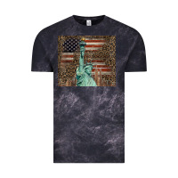 Cloud Black statue of liberty tumbler Vintage Tee - BarkalooDesign