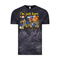 Cloud Black im just here for the snacks sports sister Vintage Tee - Zillion Design Studio