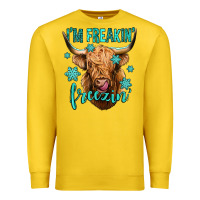 Lemon i'm freakin freezin long haired cow Premium Sweatshirt - Jasminsmagicworld