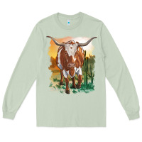 Matcha longhorn cow with desert background Long Sleeve Tee - RanaPortraitStore