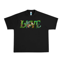 Black love with shamrock Urban Heavy Tee - RanaPortraitStore