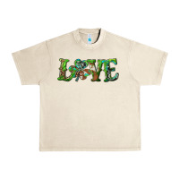 Sandshell love with shamrock Urban Heavy Tee - RanaPortraitStore