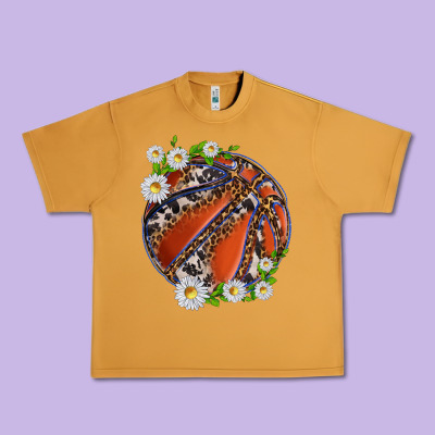 Urban Heavy Tee basketball with patterns and daisies