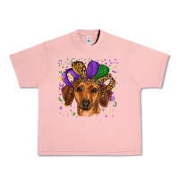 Salmon mardi gras hat dachshund Urban Heavy Tee - RanaPortraitStore