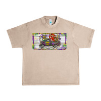 French Oak Mardi Gras Truck And Fleur De Lis Crawfish Urban Heavy Tee - RanaPortraitStore