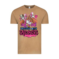 Vintage Camel Just a girl obsessed with sneakers Vintage Tee - RanaPortraitStore