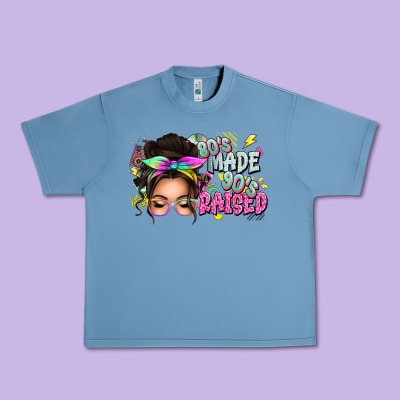 Urban Heavy Tee 80s made 90s raised messy bun