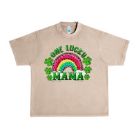 French Oak st patrick's day one lucky mama Urban Heavy Tee - RanaPortraitStore