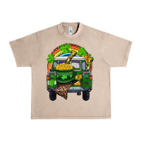 French Oak St Patrick's Day Truck With Pot Of Gold Horseshoe And Rainbow Urban Heavy Tee - RanaPortraitStore