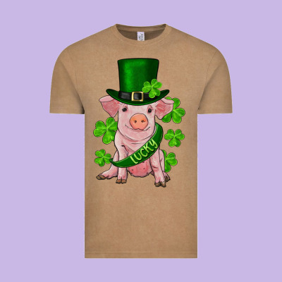 Vintage Tee st. patricks day lucky baby pig