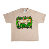 French Oak Thick Thighs Lucky Vibes Charolais Bull Urban Heavy Tee - RanaPortraitStore