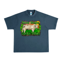 Midnight Navy Thick Thighs Lucky Vibes Charolais Bull Urban Heavy Tee - RanaPortraitStore