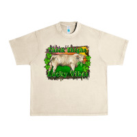 Sandshell Thick Thighs Lucky Vibes Charolais Bull Urban Heavy Tee - RanaPortraitStore