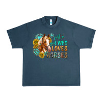 Midnight Navy western just a girl who loves horses Urban Heavy Tee - texasbilliewilder